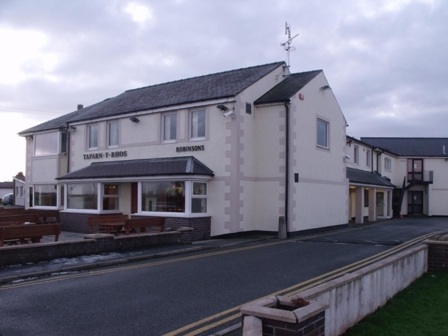 Tafarn Y Rhos Pensión Llangefni Exterior foto